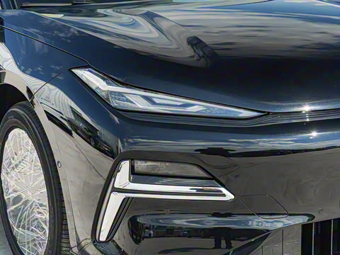 2025�� 60km EM-i ������