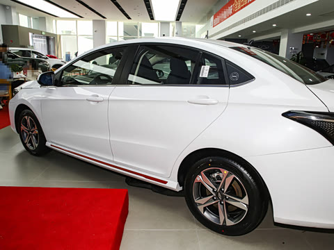 2025�� 1.5L CVT �¶���