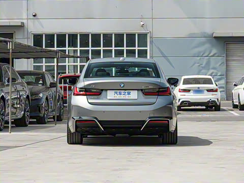 2025�� eDrive 40 L 50����������