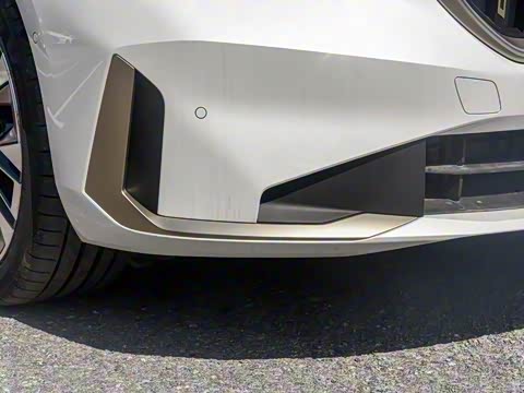 2025�� 530Li ������ ������װ