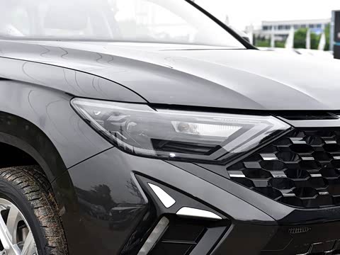 2025�� 280TSI �ֶ�����Plus��