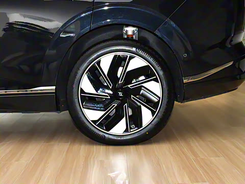 2025�� 636Max���Ȱ� 6��