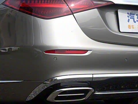 2025�� �Ŀ� S 680 4MATIC