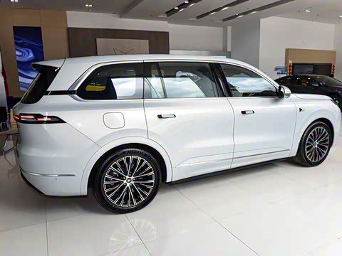 2025�� ����Ultra+