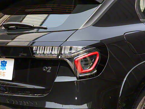 2022�� 2.0TD Plus