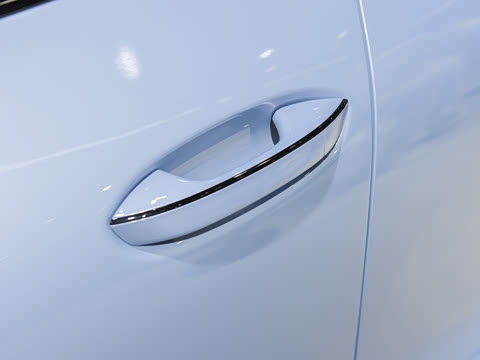 2025�� PRO 380TSI ���� R-Line �����