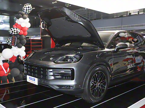 2025�� Cayenne 3.0T ���ΰ�