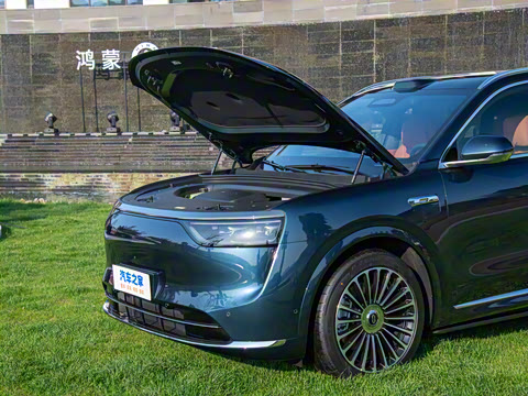 2025�� ���� Ultra�� 53.4kWh 6����