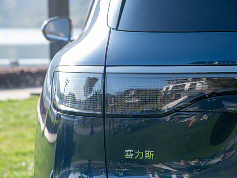 2025�� ���� Ultra�� 53.4kWh 6����