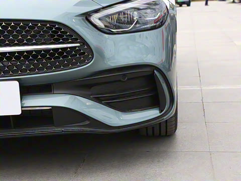 2025�� �Ŀ� C 260 L �ҹ�˶���