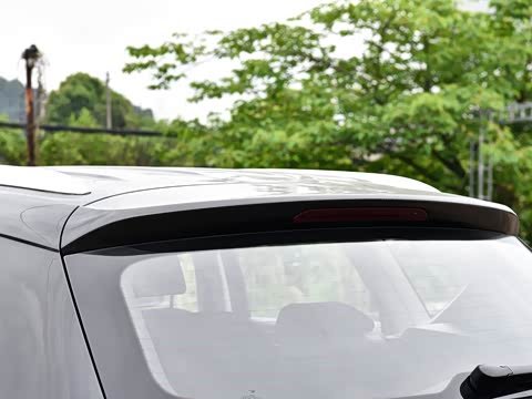 2025�� 280TSI �ֶ�����Plus��