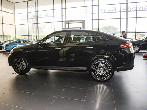 2025�� GLC 300 4MATIC ����SUV