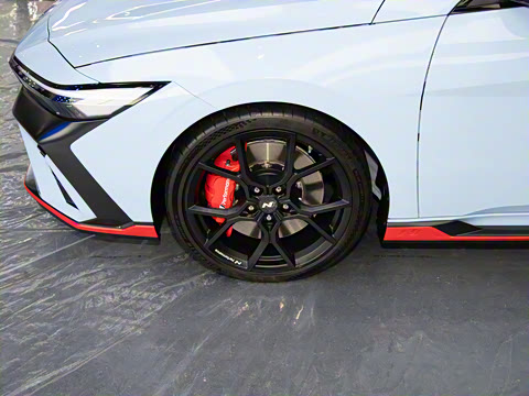 2023�� 2.0T Sport Package Edition