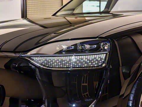 2025�� ���� Ultra�� 52kWh 6����