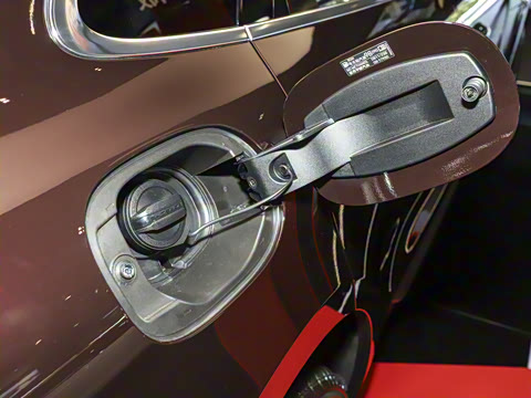 2025�� Macan 2.0T ���ΰ�