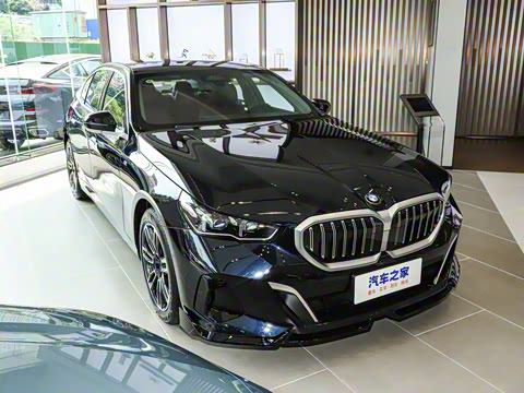 2025�� 530Li xDrive M�˶���װ