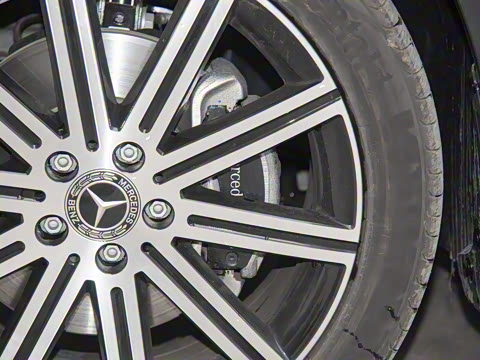 2024�� V 300 L ���������