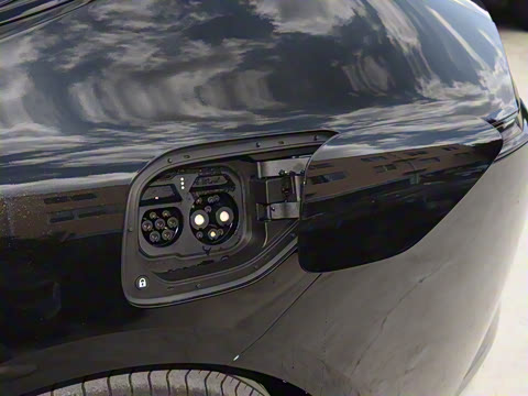 2025�� �Ŀ� Ultra���������