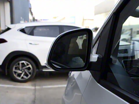 2025�� 2.0L �ֶ��м����а� CNG 7��