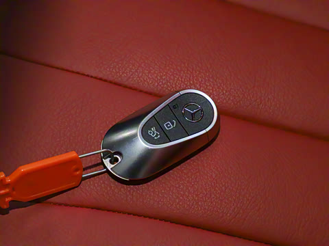 2025�� CLE 300 4MATIC ������ܳ�