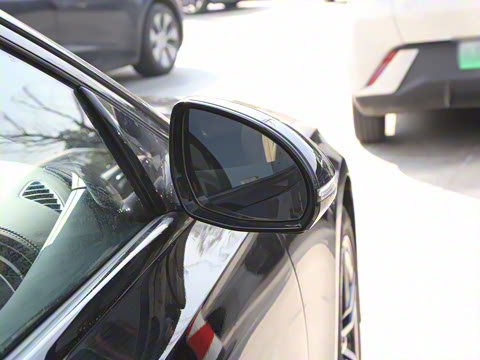 2025�� E 260 �˶���