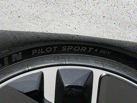 2025�� Ultra ���ܻ��°�