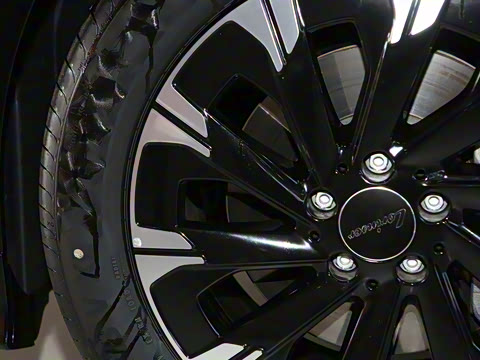 2025�� LS570TX ���