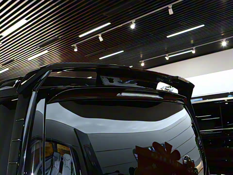 2025�� LS570TX ���