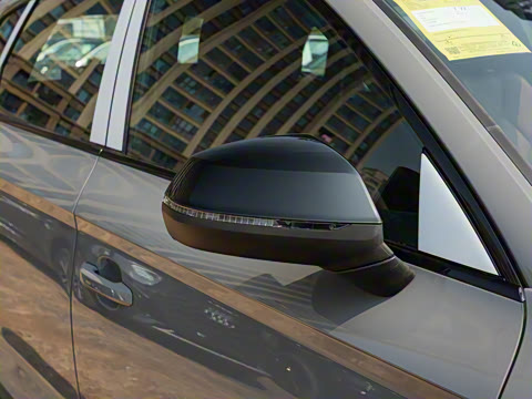 2025�� 45�����ذ� 40 TFSI ����������