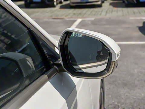 2025�� 530Li ������ ������װ