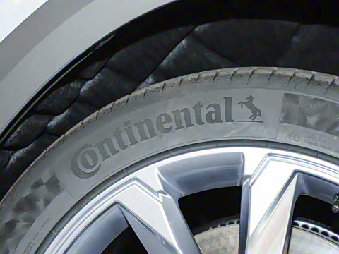 2025�� allroad quattro ̽���� 55 TFSI ����ԽҰ��