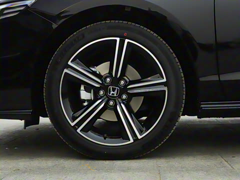 2025�� 260TURBO ���ݰ�