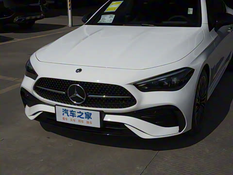 2025�� CLE 300 4MATIC �����ͽ��ܳ�