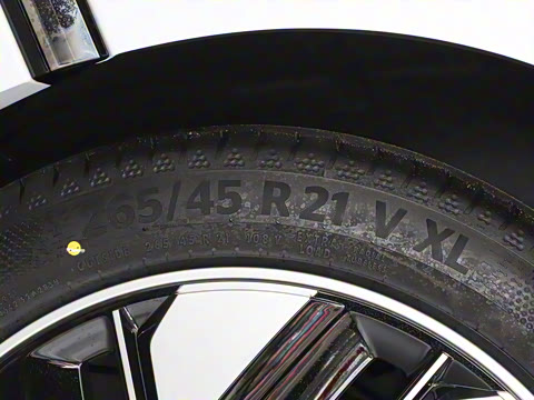 2025�� 210Ultra���̰� 6��