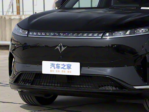 2025�� 210Ultra���̰� 6��