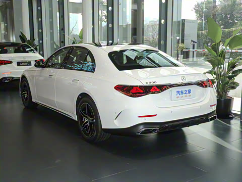 2025�� E 300 ʱ�����˶���