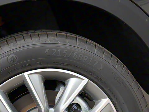 2025�� PLUS 330TGI �Զ��쳱�ǻݰ�