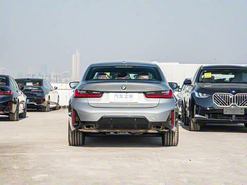 2025�� 330i M�˶���ҹ��װ