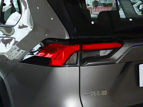 2024�� ˫�� 2.5L E-CVT������ӢPlus��