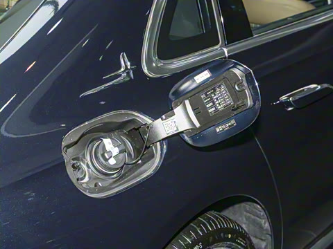 2025�� E 300 L �����