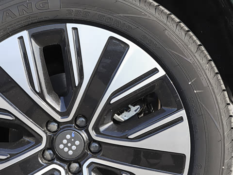 2025�� 165km ���������ж��ư� 5��