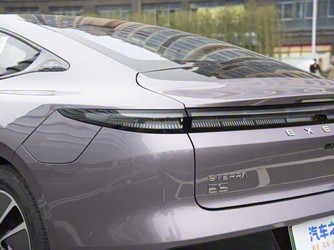 2025�� ���� Ultra �����콢