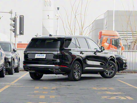 2024�� 3.0T V6 �������Ű� ����