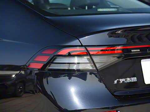 2025�� �˶�ϵ�� 260TURBO ������