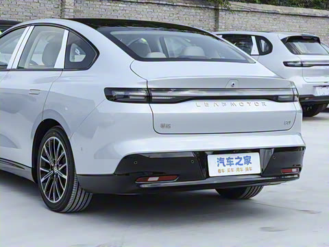 2025�� 550������