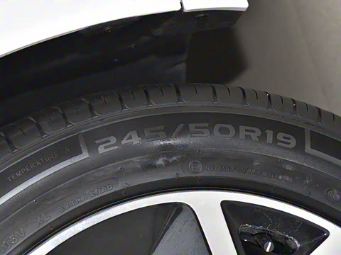 2025�� 705km Pro