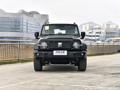 2025�� 2.0T ������