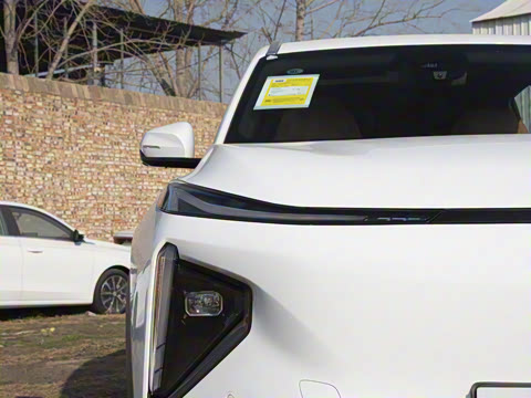 2025�� EM-i 115km ̽��+��