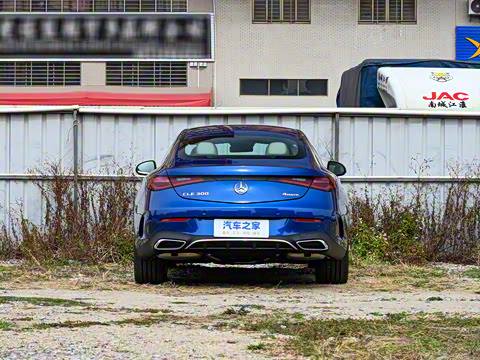 2025�� CLE 300 4MATIC �����ͽ��ܳ�