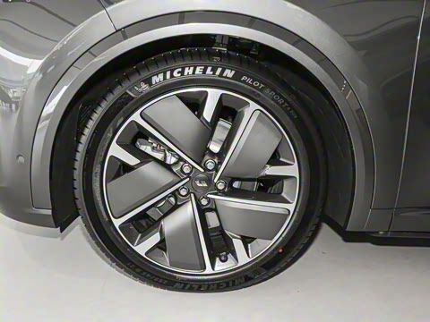 2025�� Max ���ܻ��°�